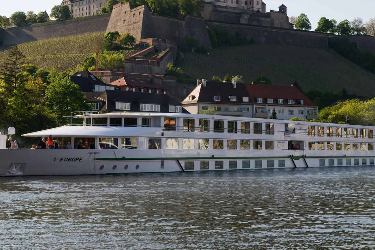Rhineland and Dutch Christmas (port-to-port cruise)